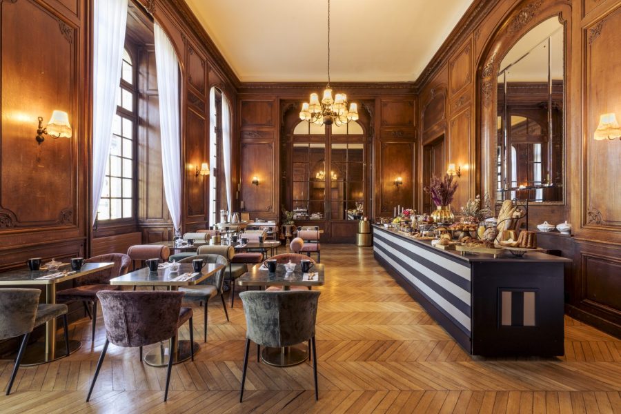 Bar et restaurant – Château Jeanne & The Forest