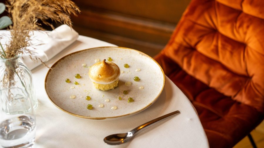 Bar et restaurant – Château Jeanne & The Forest