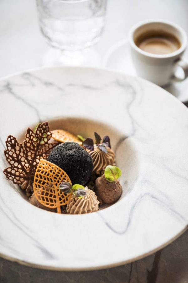 Bar et restaurant – Château Jeanne & The Forest