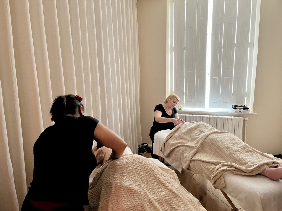 Prestations bien-être – Massages – Cabanes des Grands Chênes (38)