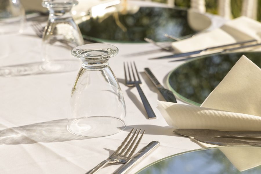 engin_akyurt-table-6657853_1280